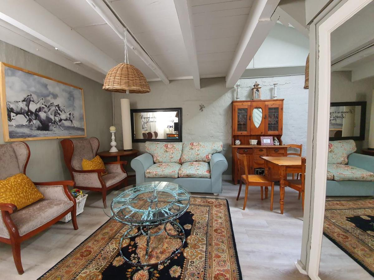 Waterhouse Guest Lodge - Indus Street Pretoria-Noord Dış mekan fotoğraf