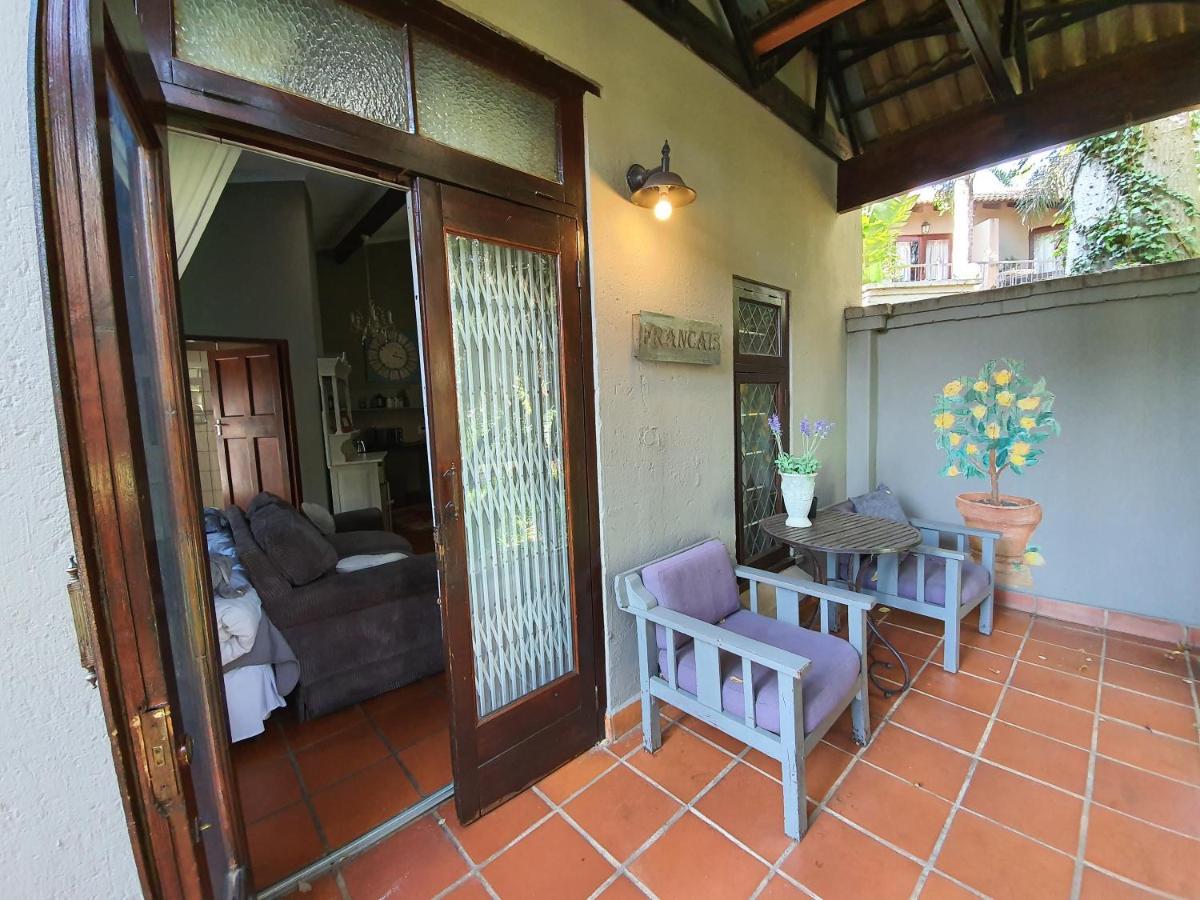 Waterhouse Guest Lodge - Indus Street Pretoria-Noord Dış mekan fotoğraf