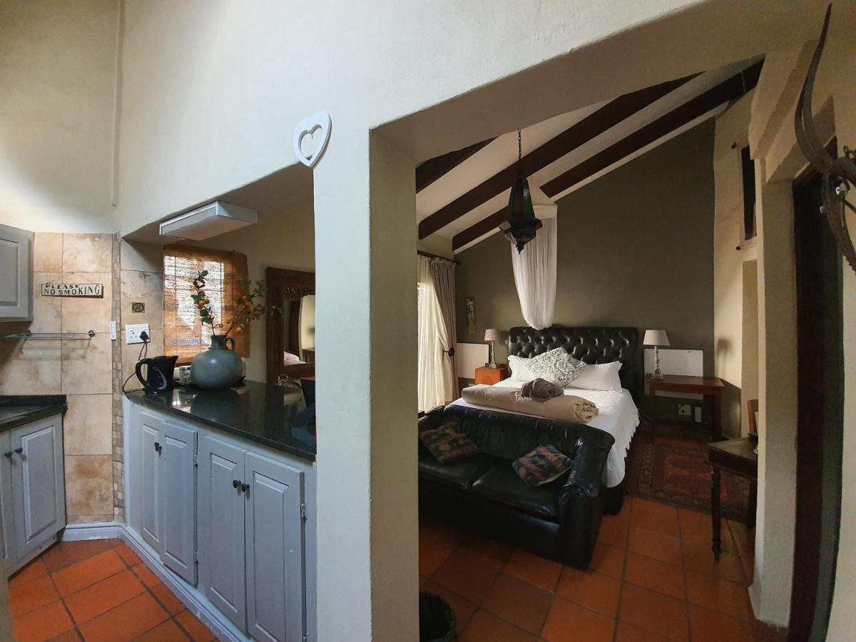 Waterhouse Guest Lodge - Indus Street Pretoria-Noord Dış mekan fotoğraf