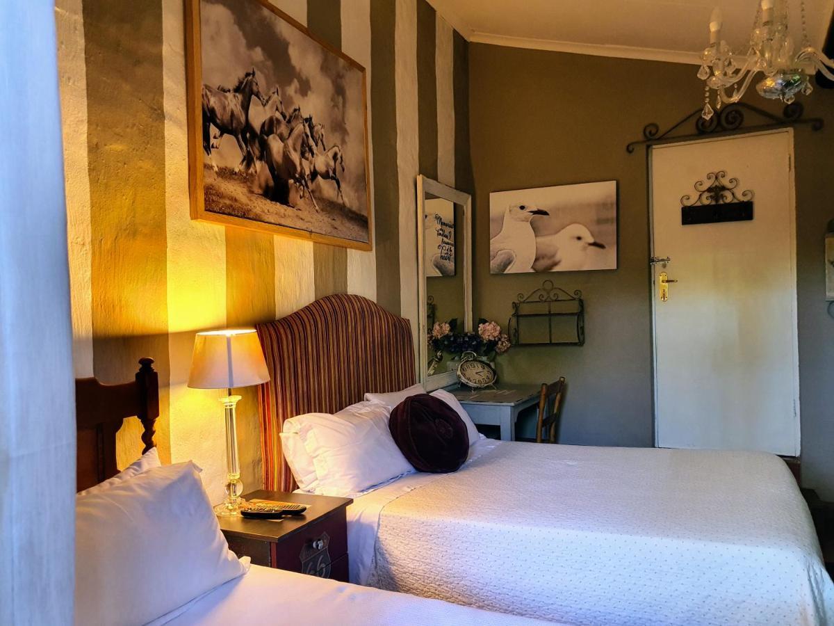 Waterhouse Guest Lodge - Indus Street Pretoria-Noord Dış mekan fotoğraf